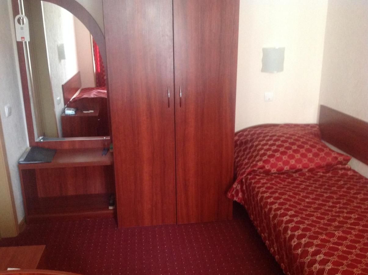Отель Hotel Znannya Киев-23