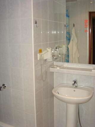 Отель Hotel Znannya Киев Люкс-5